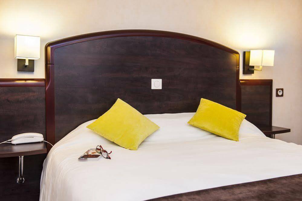 Brit Hotel Cahors - Le Valentré Extérieur photo